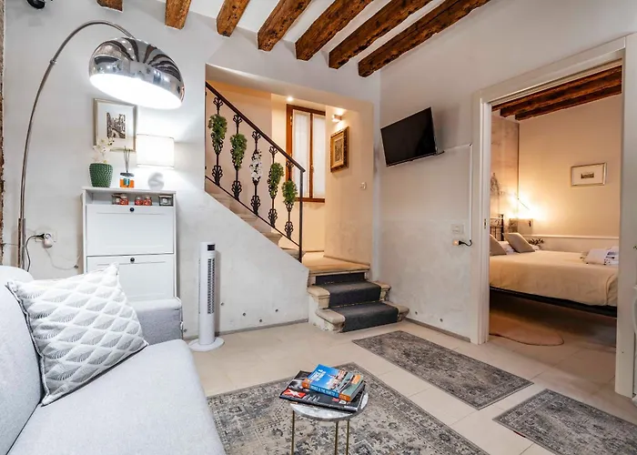 Ca\' Pestrin Suite House - San Marco Square